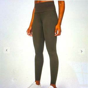 Wunder Under High Rise Tight 28” Luxtreme size 6